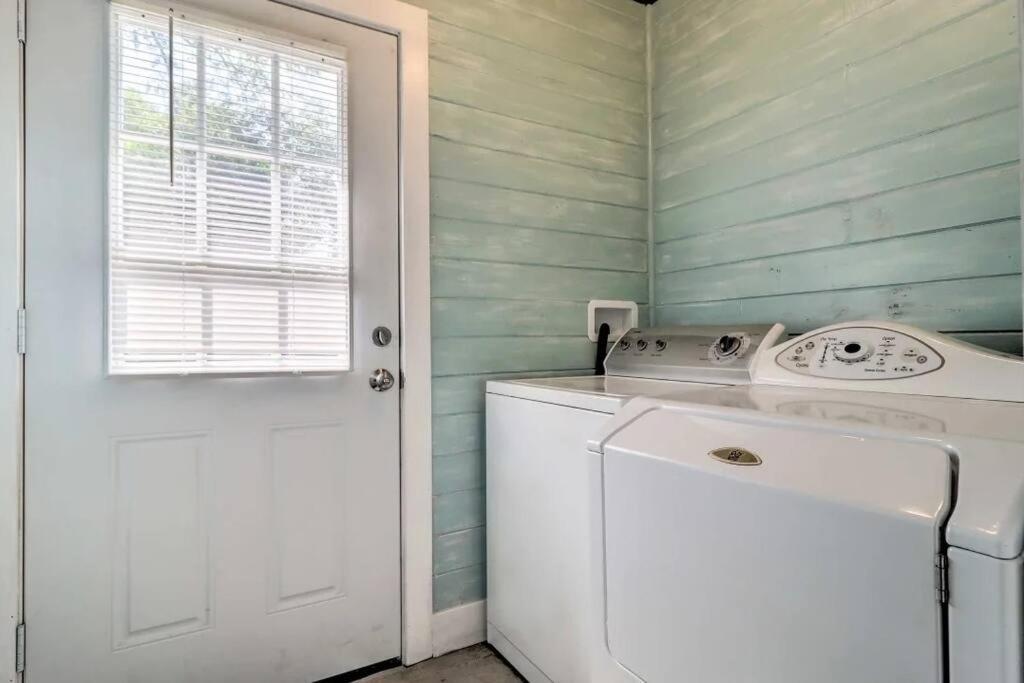 Pool Home Sleeps 6 With Large Fenced Yard Jacksonville Esterno foto